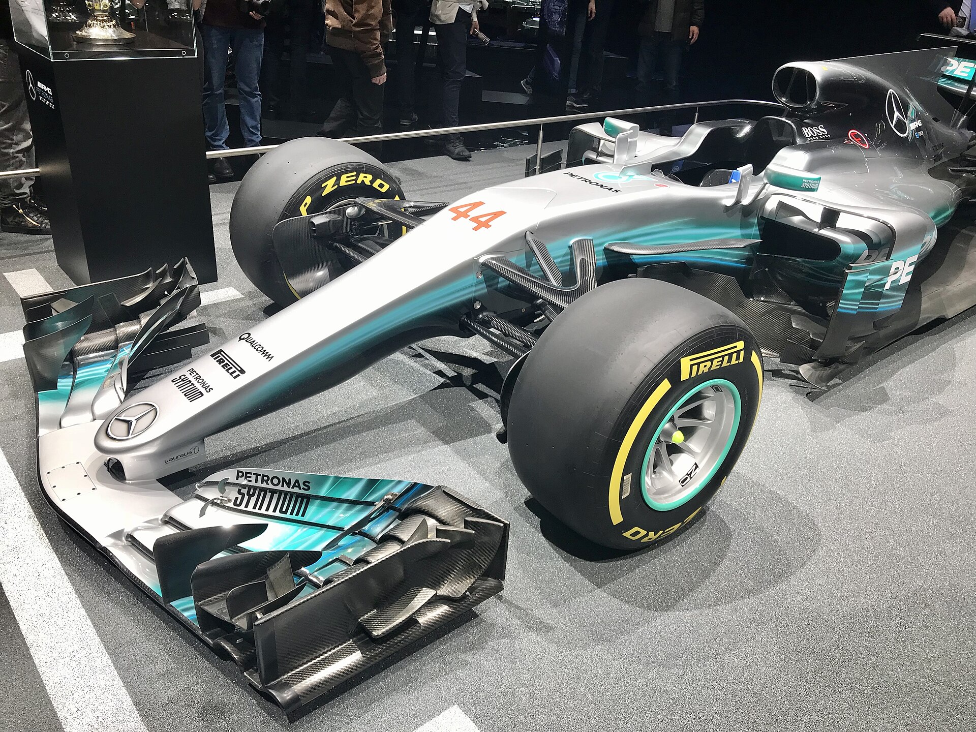 Hamilton Advocates for DR Congo and Palestine Amid Rwanda's F1 Spotlight