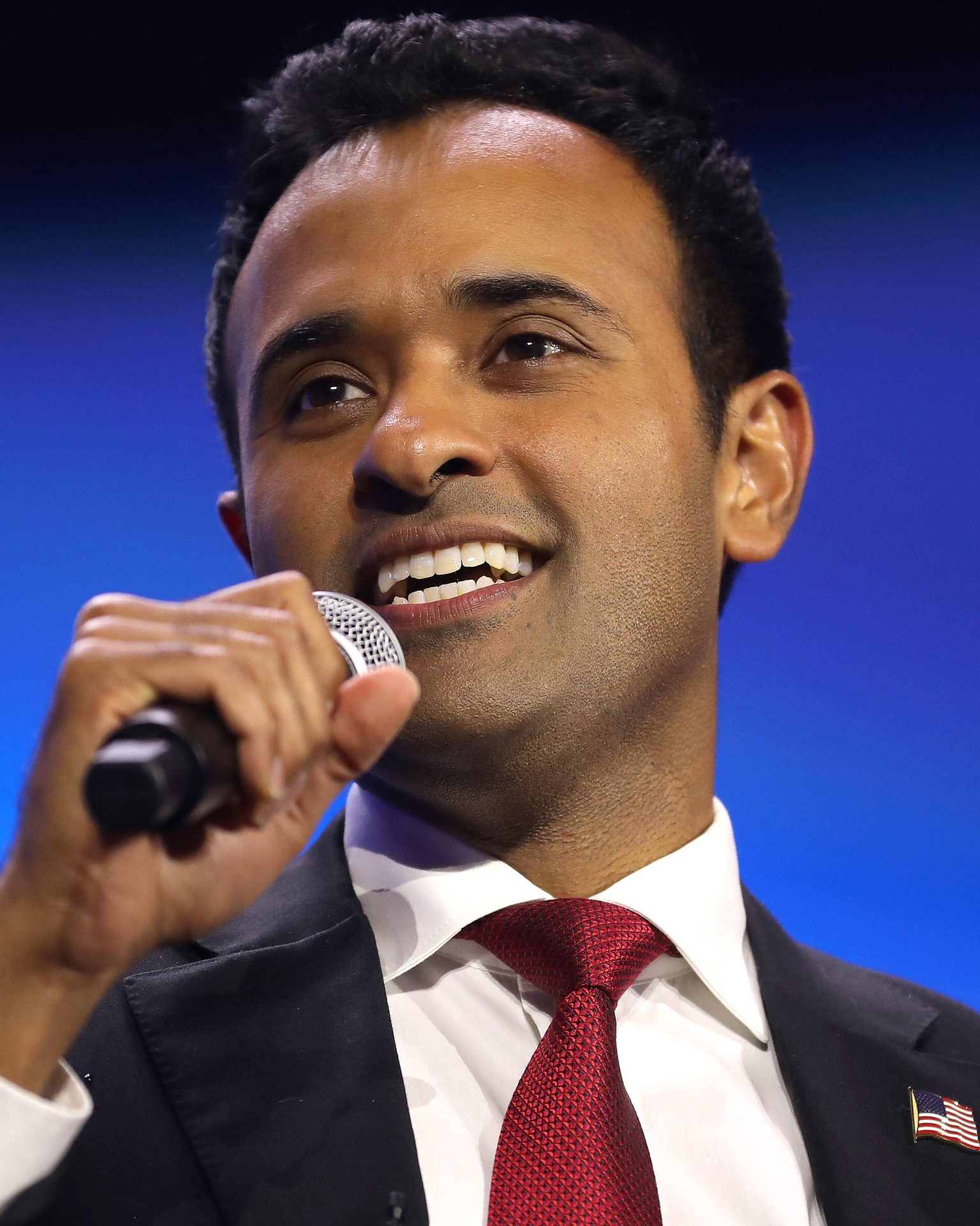 Vivek Ramaswamy's Ohio Governor Ad Features Amy Acton's Estranged Mother